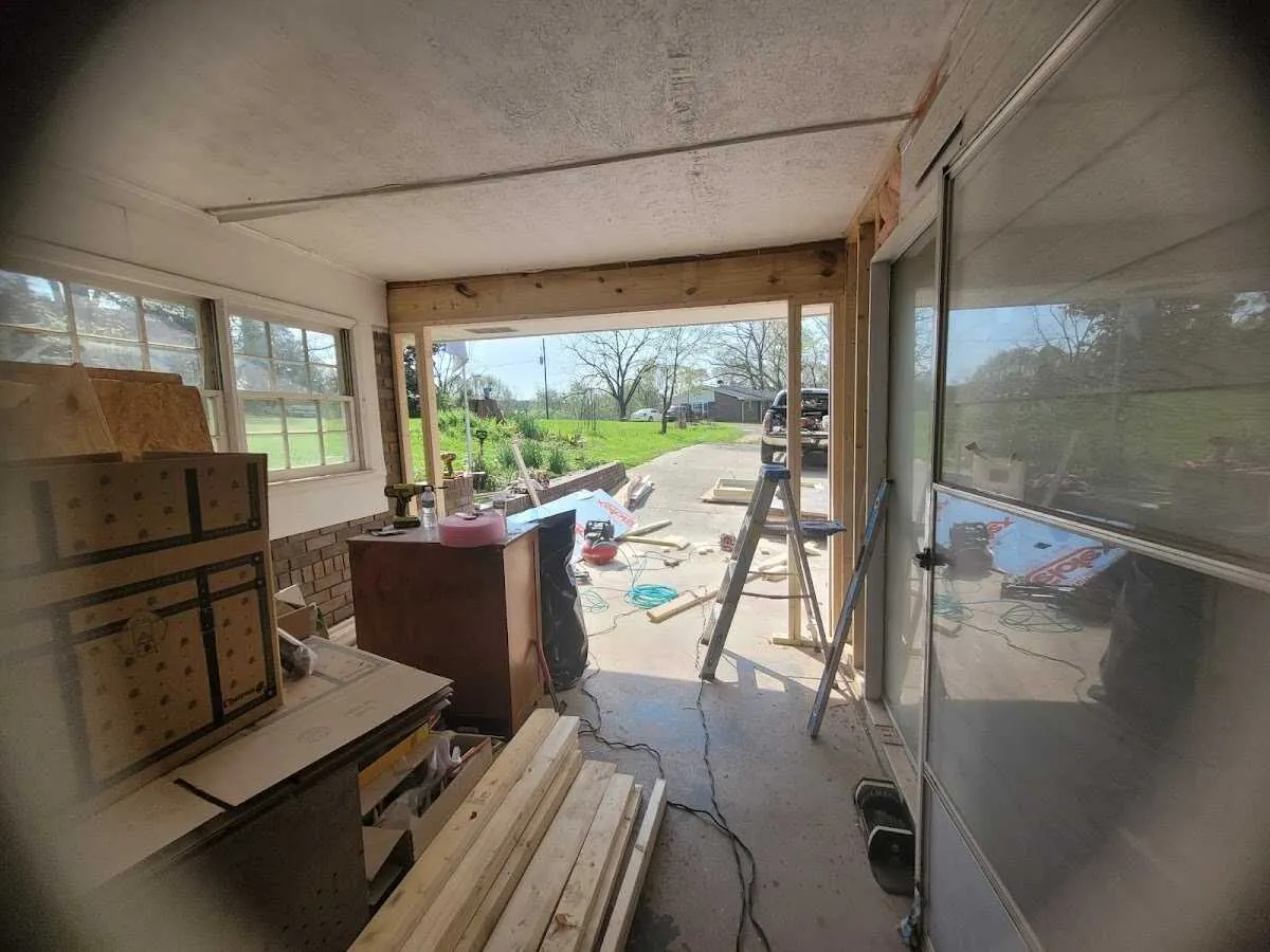 Air movers and dehumidifier for Drying & Dehumidification in Storm Lake